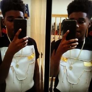 Meet your Posher, Robert